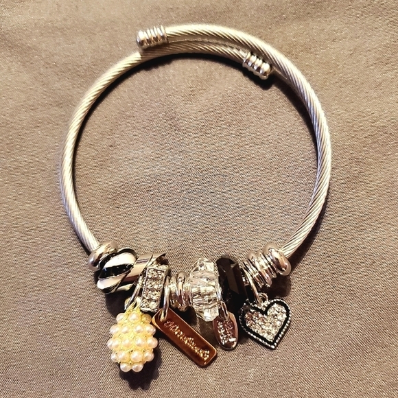 Bangle Charm Bracelet - Silver - NEW - Picture 1 of 6
